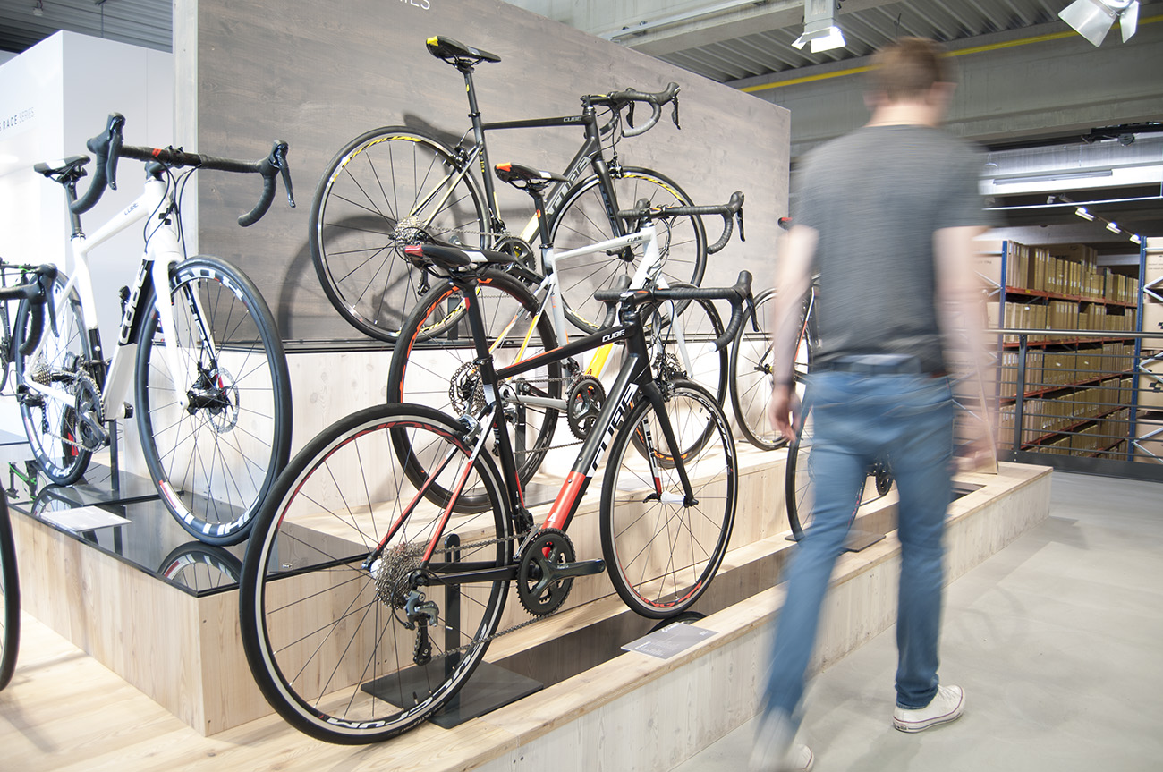 46-cube-bike-showroom