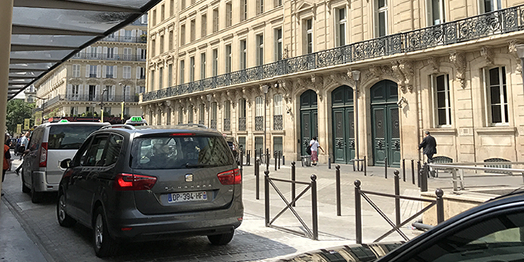 Gare Du Nord Taxi rank